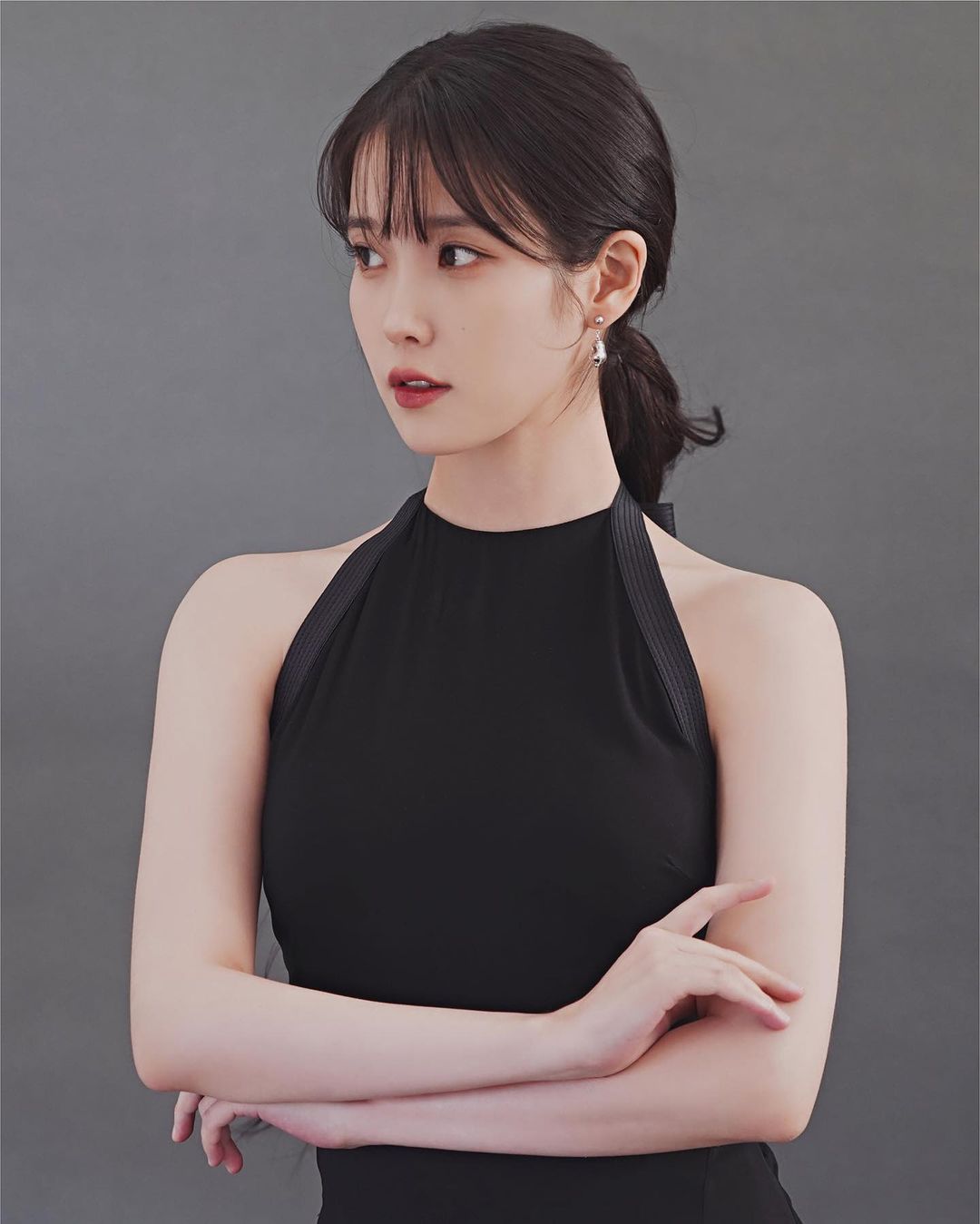 IU's 2024 Season Greetings preview photos